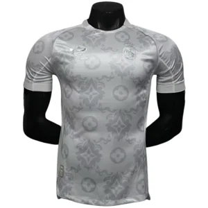 Real Madrid Camiseta Edición Jugadores 2025 2026 Especial Blanca - Camiseta Real Madrid | camisetafutbolshop