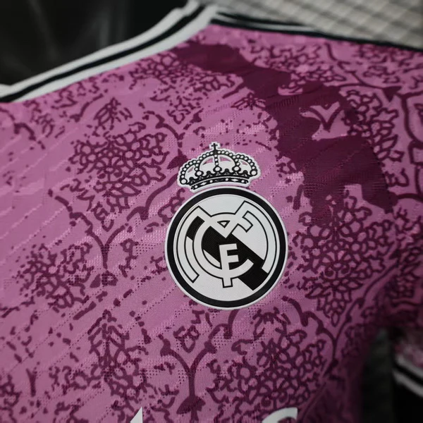 Real Madrid Camiseta Edición Jugadores 2025 2026 Especial Púrpura - Camiseta Real Madrid | camisetafutbolshop