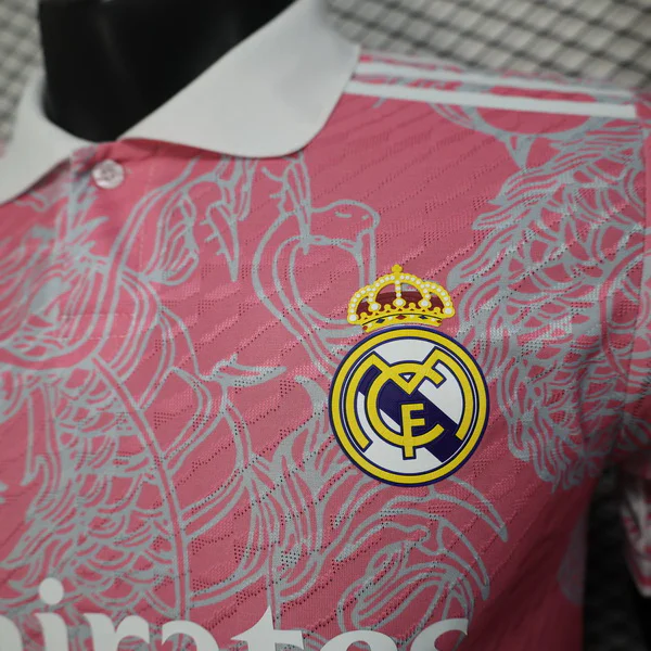 Real Madrid Camiseta Edición Jugadores 2025 2026 Especial Rosa - Camiseta Real Madrid | camisetafutbolshop